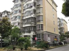 顶楼复式+精装修拎包入住+业主诚意出售+价格可谈