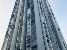 万达旁,正规三房,采光充足,楼层好,户型方正