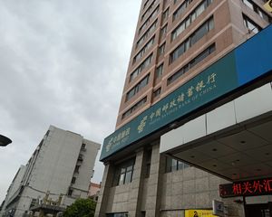 此房业主诚心出售户型采光不错