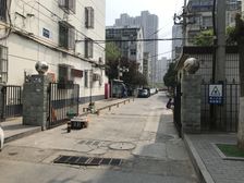 门城城区位置 一梯两户板楼公摊少 精装修东西通