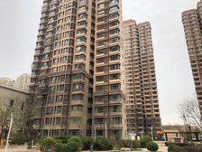 万达,泰达轻轨旁,南向一居室,随时可看房,