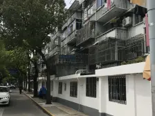 城南居委2室1厅1卫南朝向125.00万元/套出售