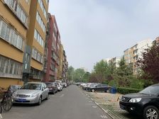 潘道庙07年小区正规小四居不临街