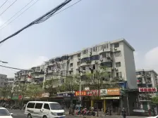 业主诚意出售,满五,小区环境优美,出入方便