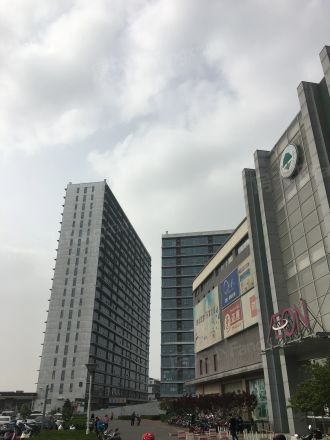 珠江摩尔公元实景图