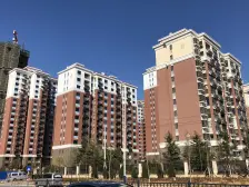 70年大产权 六联排别墅 带南北大院 带地下 带双车位