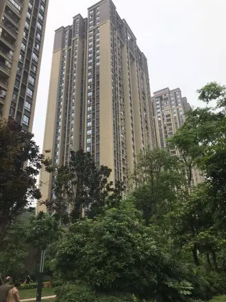 金辉城春上南滨实景图