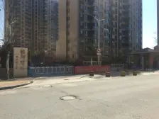 银河明珠 3室1厅 南 北