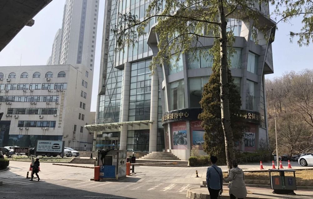 整租融通大厦2室1厅南