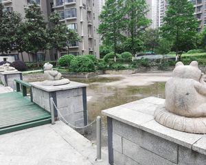 临滨苑大三房入户花园通风视野采光好