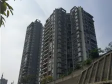 凤天路 尚品丽景四房120万