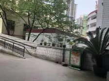 商圈核芯160平三房双卫 万达,永辉,轻轨皆有