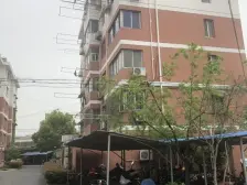 漪园新村3室2厅,一楼带花园,满五惟一,小区C位,诚意出售