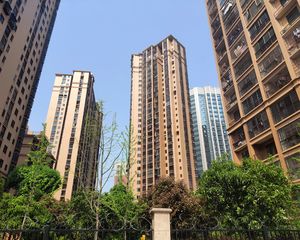 精装,保养9成新,拎包入住,采光好。