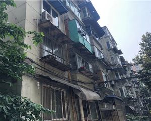 玉洁东街1号2室1厅南