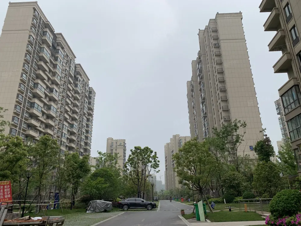 小区相关图