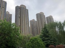 赵王河畔精装修两室老证带车位诚心出售