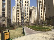 :房子南北通透,格局好,全天采光无遮挡,