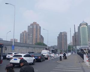 首付61万,东南三环半,丰台区10号线地铁边,东西通透2居室