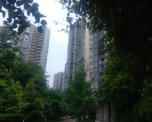 宏信南樾4室2厅东