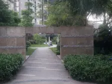 距离轻轨一号线800米,小区环境优美 出行方便