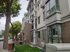 佘山脚下三房两厅一厨一卫自住精装修诚意出售