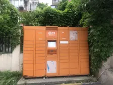 一梯三户,东边套,全明户型,带储藏室,地处繁华