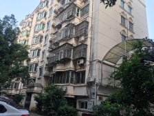 绳经塔旁大三居室,全天太阳,户型通透,诚心出售