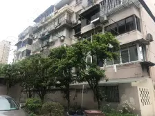 五角场300多万三房,边套全明+楼层好+诚意出售