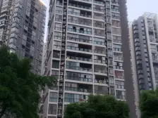 轻轨房 家装 离玉泉湖公园近 配套齐全出行生活方便