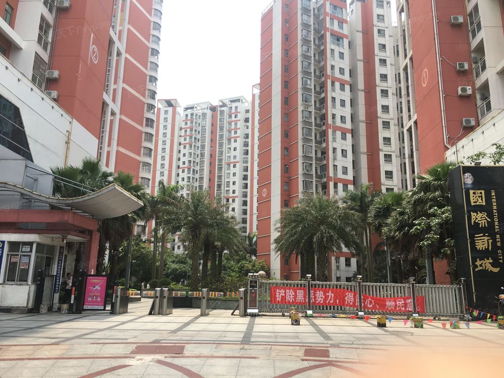 小区相关图
