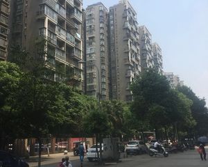 北回归线一期3室1厅南