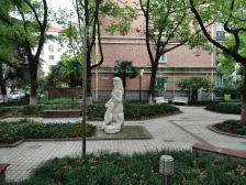 好品质小区,房子南北通风好,两房中间好楼层