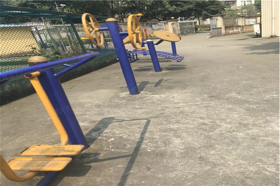 小区相关图