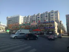 金信陶然居小区 五一路旁多层房源 得房率高三室精装修