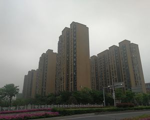 地铁5号线旁,次新小区,毛坯结构,地段成熟
