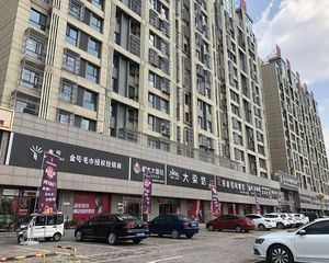 荷花坑精装修好楼层诚心卖楼下就是站点