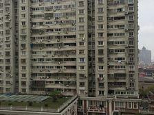 南北大两房,西边套,楼层好,满五年。