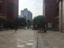 比华利国际城三期4室1厅西南东北