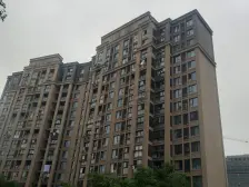 户型方正,买入价高,配套齐全,南北通边户 诚意出售