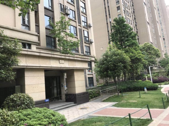 汉阳人信汇二期实景图
