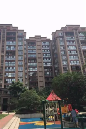 宏达世纪丽景实景图