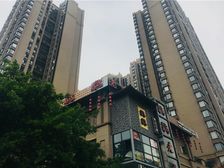 绿地国际花都一期4室2厅东南