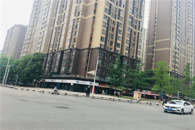绿地国际花都一期实景图