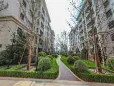 华润物业配套完善出行方便 景色宜人