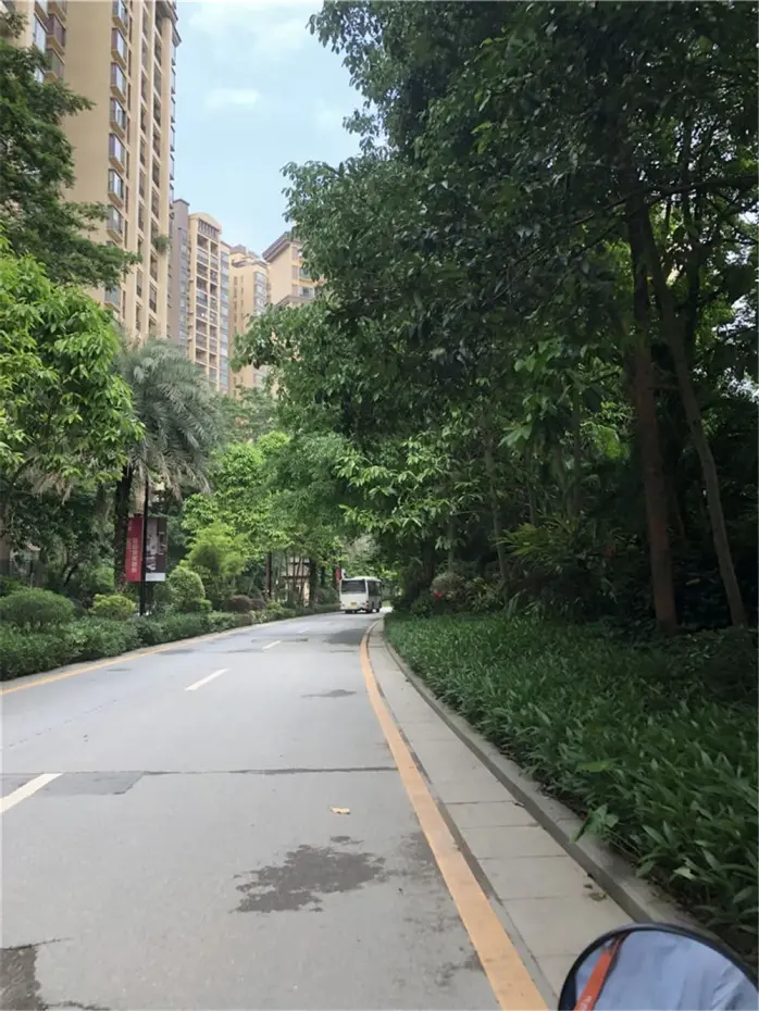 翡翠绿洲鸣翠园