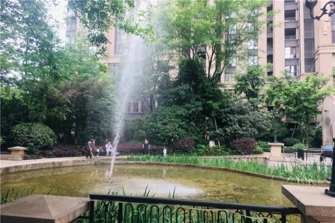 绿地国际花都一期实景图