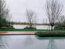 湖景大平层,人车分流,环境优美,通燃气,南北通