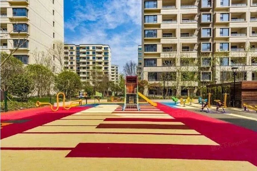 小区相关图