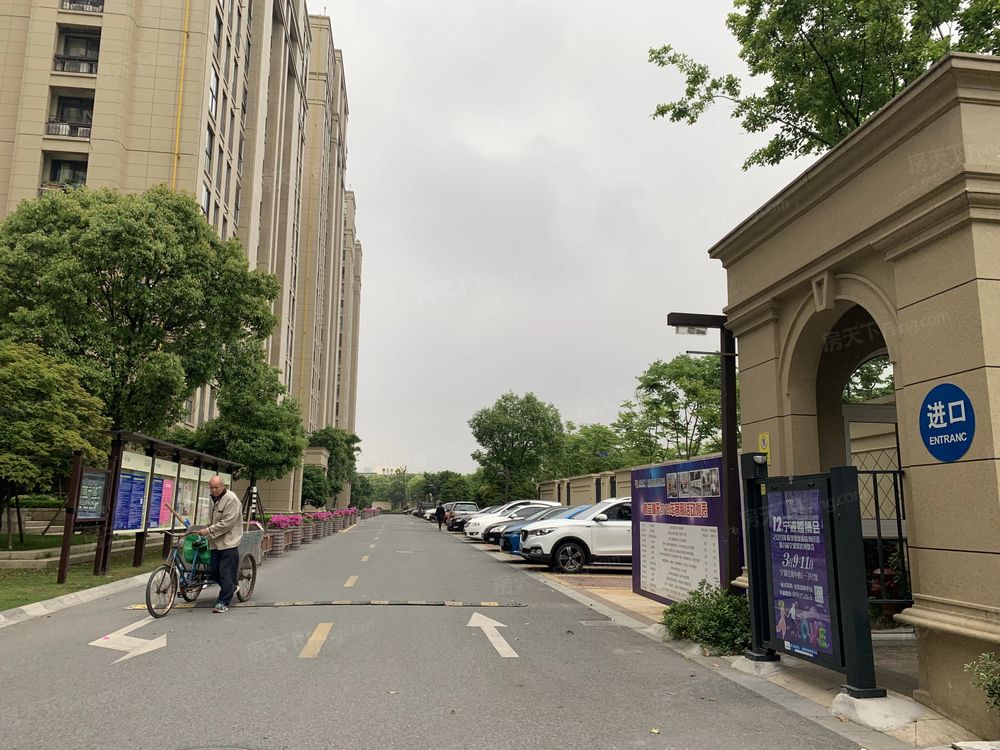 小区相关图